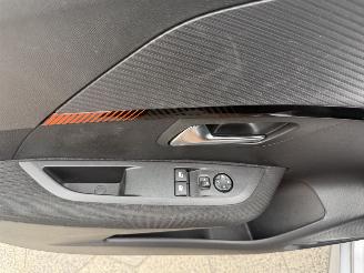 Peugeot 208 1.2 PureTech Active picture 13