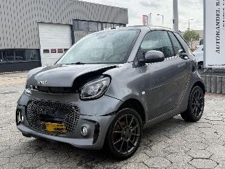 Unfallwagen Smart Fortwo cabrio EQ BRABUS Comfort PLUS 18 kWh 2021/5