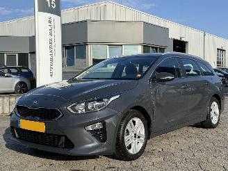 Voiture accidenté Kia Ceed Sportswagon 1.0 T-GDi DynamicLine 2019/11