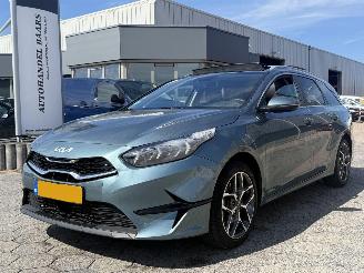 Coche accidentado Kia Ceed Sportswagon 1.5 T-GDi ExecutiveLine 2023/1