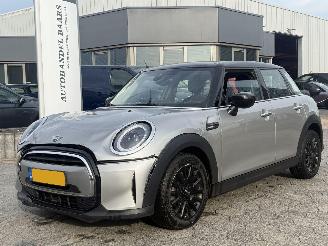Voiture accidenté Mini Cooper 1.5 Cooper Camden Edition AUTOMAAT 2024/1