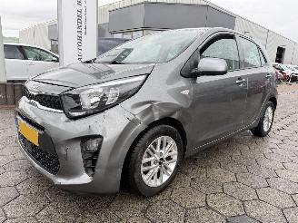 Vaurioauto  passenger cars Kia Picanto 1.0 DPi DynamicLine 2023/2