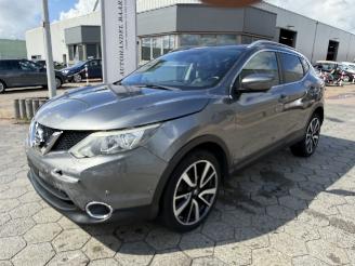 Unfallwagen Nissan Qashqai 1.2 Acenta 2015/10