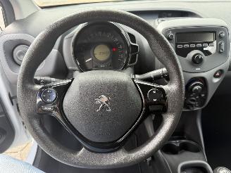 Peugeot 108 1.0 e-VTi Active picture 14