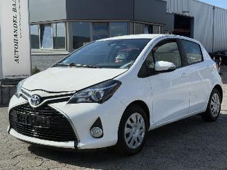 skadebil auto Toyota Yaris 1.5 Hybrid Aspiration 2016/10