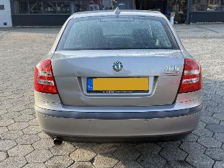 Skoda Octavia 1.6  Ambiente  AUTOMAAT picture 6