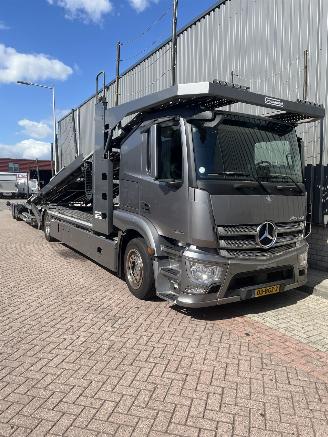 krockskadad bil vrachtwagen Mercedes Actros 1940 Autotransporter 8 lader 2016/3