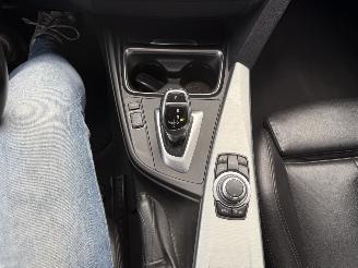 BMW 3-serie 320i Executive AUTOMAAT picture 19