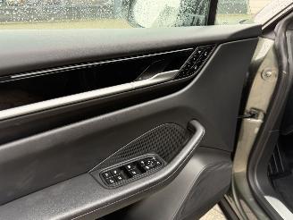 Porsche Macan 4 95C picture 8