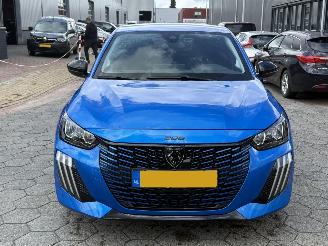 Peugeot 208 1.2 PureTech 100 Allure picture 2
