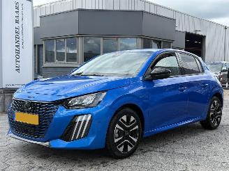 damaged passenger cars Peugeot 208 1.2 PureTech 100 Allure 2024/3