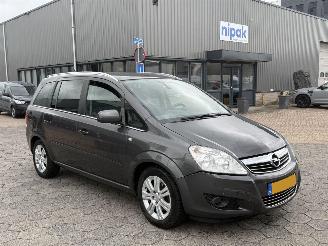Opel Zafira 1.8 Cosmo 7persoons picture 3