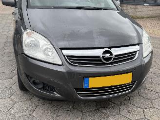 Opel Zafira 1.8 Cosmo 7persoons picture 8