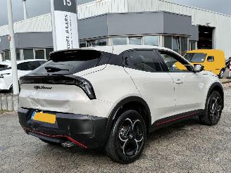 uszkodzony samochody osobowe Alfa Romeo Junior 1.2 Turbo Hybrid Ibrida Speciale 2025/9