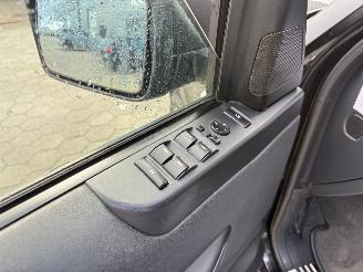 Land Rover Range Rover 4.2 V8 Supercharged SE picture 8