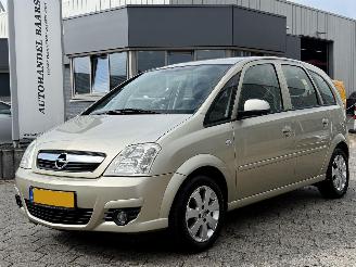 krockskadad bil auto Opel Meriva 1.6-16V Temptation 2008/9