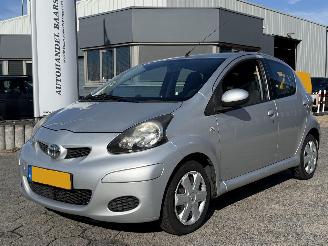 skadebil auto Toyota Aygo 1.0-12V Comfort 2010/12