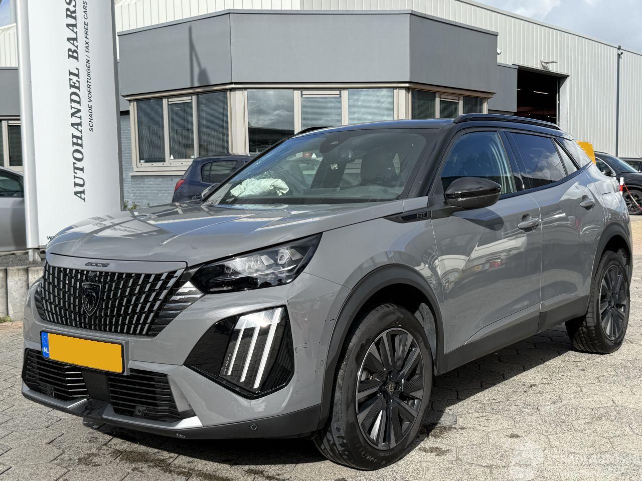 Peugeot 2008 1.2 Hybrid 136 GT