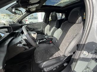 Peugeot 2008 1.2 Hybrid 136 GT picture 15