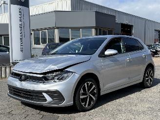 krockskadad bil auto Volkswagen Polo 1.0 TSI Life Business 2024/1