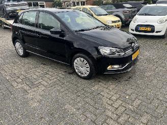 Vaurioauto  passenger cars Volkswagen Polo 1.4 TDI COMFORLINE. 2015/11