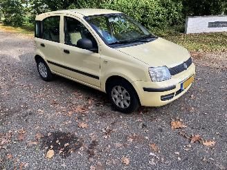 Damaged car Fiat Panda 1.2 ACTIVE 2011/6