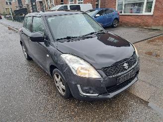uszkodzony samochody osobowe Suzuki Swift 1.2i comfort eass 2016/2