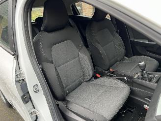 Renault Clio 1.0 TCe ZEN NAVI picture 4