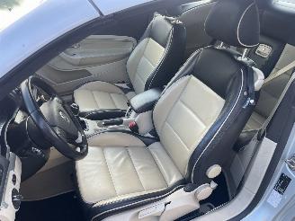 Volkswagen Eos 2.0-16V FSI AIRCO NAVI LEDER picture 7