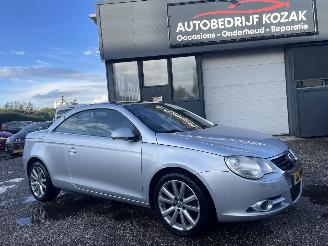 damaged passenger cars Volkswagen Eos 2.0-16V FSI AIRCO NAVI LEDER 2007/4