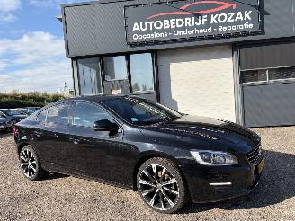 ocasión turismos Volvo S-60 2.0 D2 Polar+ Dynamic Leder AUTOMAAT 2018/2