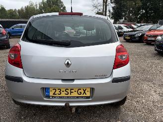 Renault Clio 1.4-16V Team Spirit AIRCO 5drs NIEUWE APK picture 5