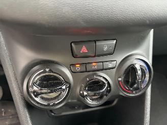 Peugeot 208 1.2 PureTech Style AUTOMAAT CRUISE NAVI picture 14