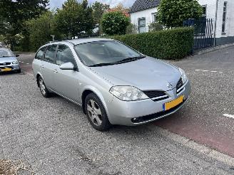 Schadeauto Nissan  1.8-16v Combi 2002/6