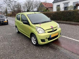 skadebil auto Daihatsu Cuore 1.0-12V 2008/9