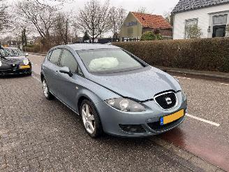 Schadeauto Seat Leon 1.6 2006/2