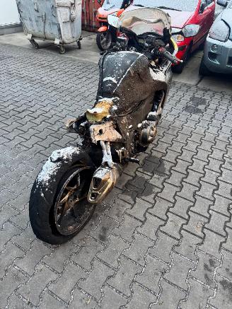 demontáž motocykly Honda VFR 1200 F DCT ABS 2014/6
