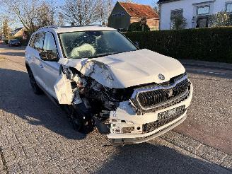 Coche accidentado Skoda Kodiaq 1.5 TSi 2022/4