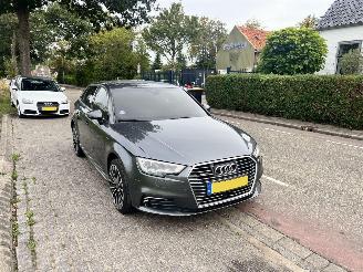Schadeauto Audi A3 SPORTBACK E-TRON 2016/12
