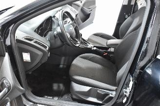 Ford Focus 1.0 Titanium picture 14