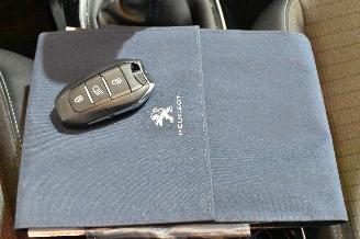 Peugeot 208 1.2 PT Allure Pack picture 36