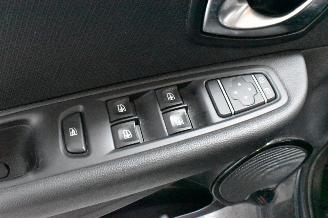 Renault Clio 0.9 TCe Limited picture 31