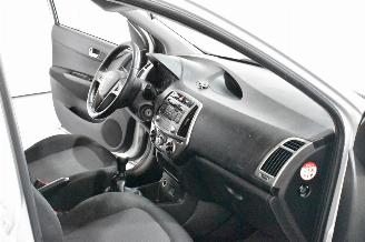 Hyundai I-20 1.2i i-Motion picture 13
