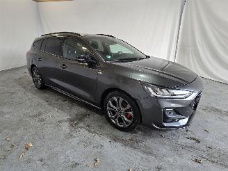 damaged passenger cars Ford Focus 1.0 EBH ST Line St. 2023/5