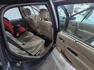 Renault Grand-scenic 2.0 16V Tech Line picture 14