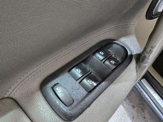 Renault Grand-scenic 2.0 16V Tech Line picture 23