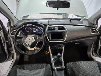 Suzuki SX4 S-CROSS 1.6 EXCLUSIVE picture 26