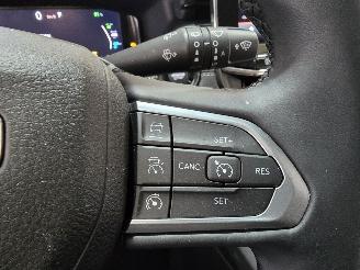 Jeep Compass 4xe 240 Hybrid Summit picture 37