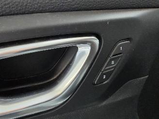 Jeep Compass 4xe 240 Hybrid Summit picture 31