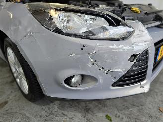 Ford Focus 1.0 EcoB. Titanium picture 13